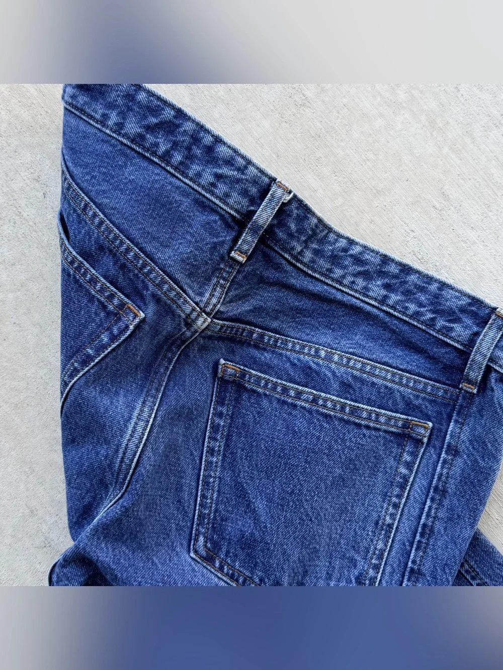 APC Jean Ayrton Men size 29 Straight Fit Medium Wash Denim